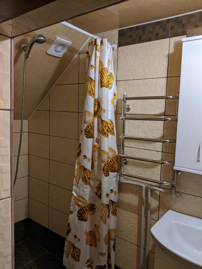 Gostynna Rodyna Hotel Izky Eksteriør billede